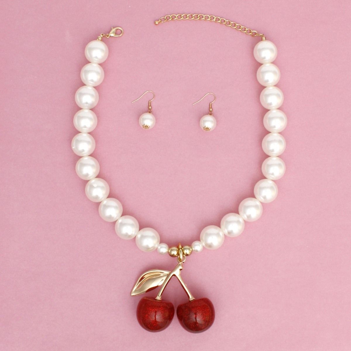 Pendant Bold Cheeky Glitter Cherry Pearl Necklace