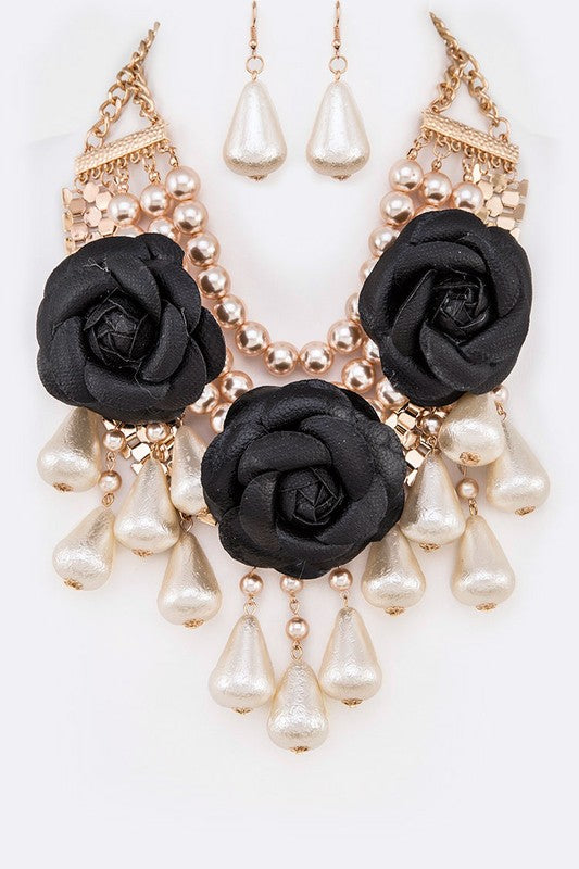 Flower Mix Pearls Statement Necklace Set