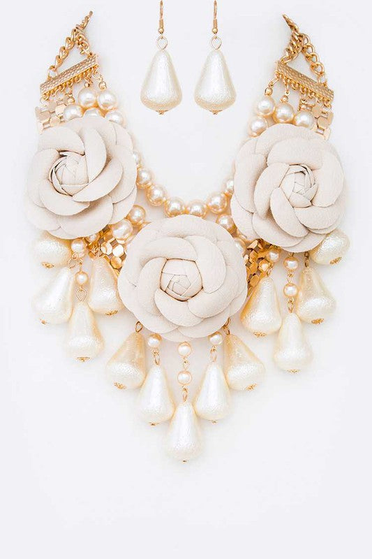 Flower Mix Pearls Statement Necklace Set