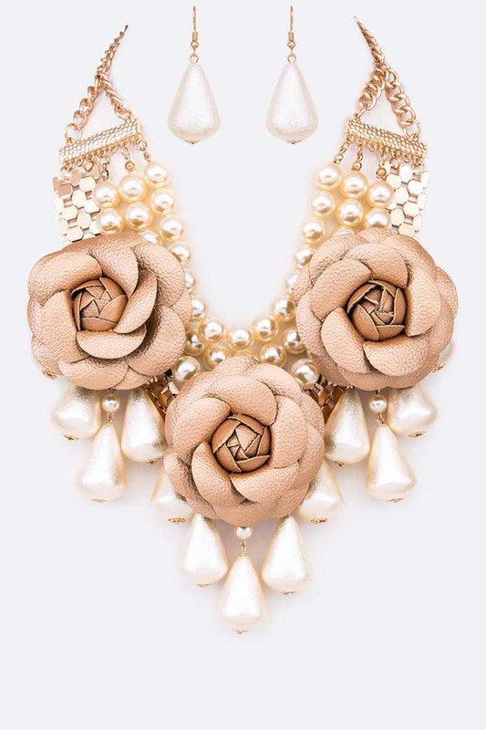 Flower Mix Pearls Statement Necklace Set