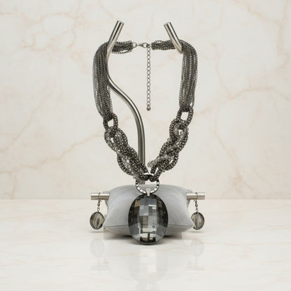 Pendant Black Oval Crystal Hematite Chain Necklace
