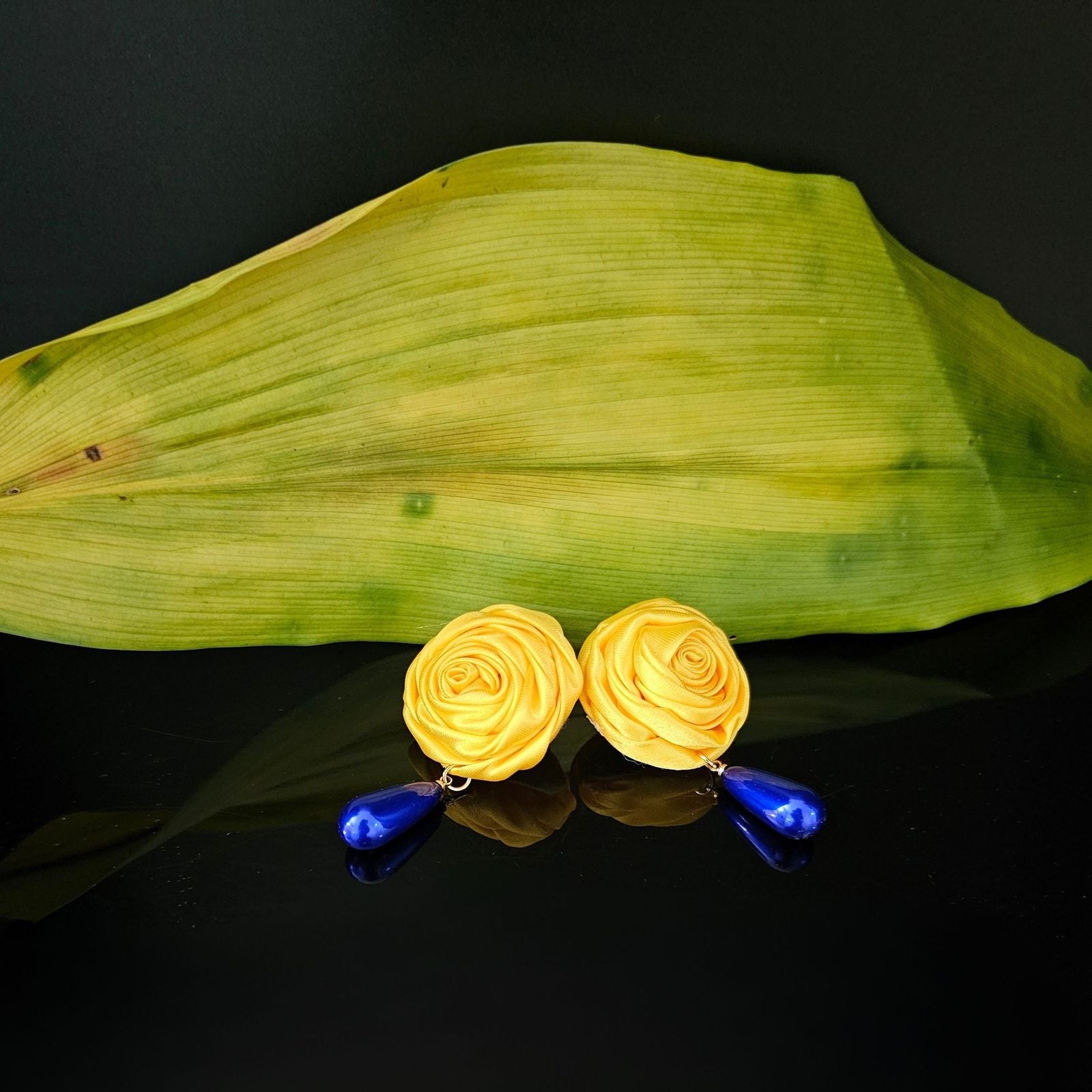 SGRHO Gold Rose Blue Pearl Teardrop Stud Earrings