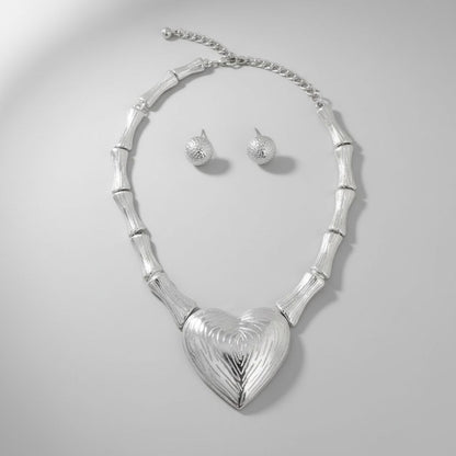 Pendant Silver Bamboo Heart Modern Love Necklace